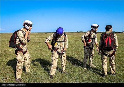 Free-fall Skydiving Exercises by Iranian Basij Forces