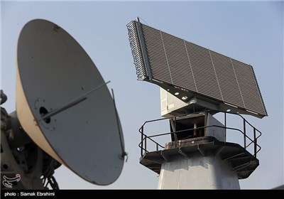 Iranian Navy Unveils New Home-Made Radar System