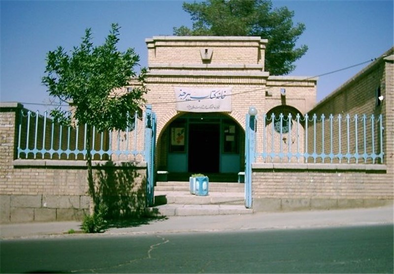 نمایشگاه هنر خوشنویسی اشعار حکیم نزاری دربیرجند افتتاح می‌شود