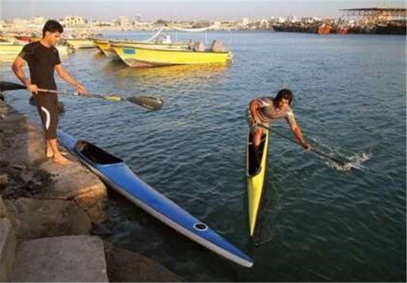 راه‌اندازی پایگاه قایقرانی بسیج بوشهر