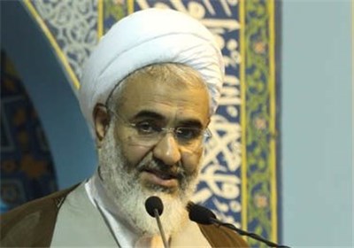 تیم مذاکره کننده هسته‌ای ایران با قاطعیت بر سر میز مذاکرات حاضر شود