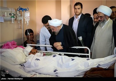 President Rouhani Visits Quake-Hit Regions in Bushehr