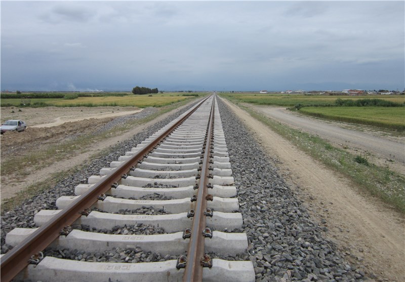 راه‌آهن غرب گرفتار وعده‌های نوبه‌نو؛ 94 وعده جدید دولت برای پایان پروژه