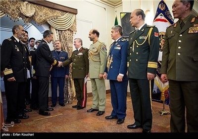 Foreign Military Attaches in Iran Meet Navy Commander