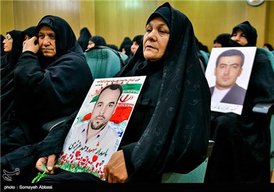 مراسم دیدار همسر رئیس جمهور حسن روحانی، با خانواده شهدای اقتدار