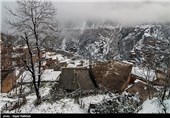 تساقط الثلوج فی مدینة ماسوله - شمال ایران