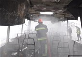 آتش‌سوزی اتوبوس اسکانیا در اصفهان آسیبی در پی نداشت/ 27 مسافر سالم هستند
