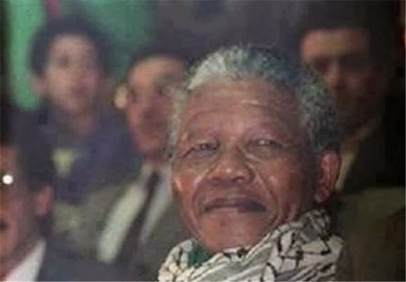Mandela&apos;s Body Moved into Presidency Building for Final Memory