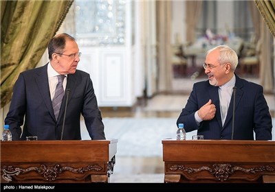 Iranian, Russian FMs Meet in Tehran