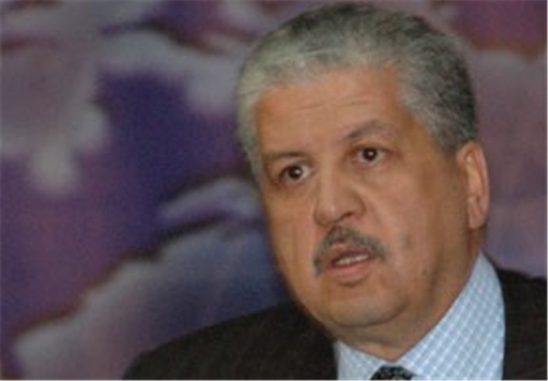 Algerian PM Calls for Bolstering Tehran-Algiers Ties