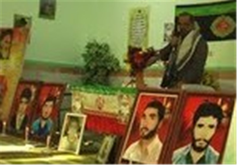 تشکیل 54 اکیپ بازدید از خانواده شهدا در تفت