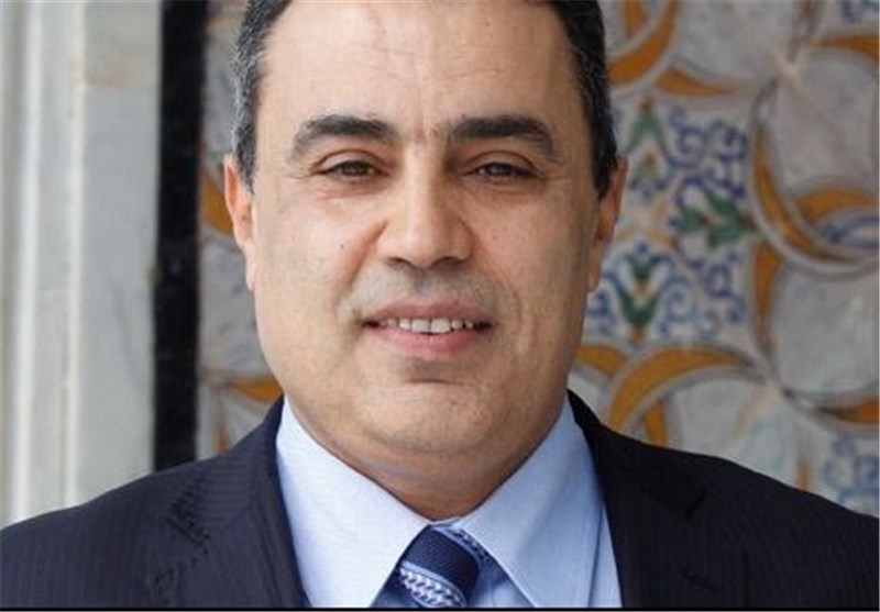 نخست وزیر تونس در سفر به عربستان به موضوع استرداد «بن علی» نمی‌پردازد