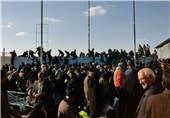 پیش بینی ورود 300 هزار زائر از مرز مهران به ایران