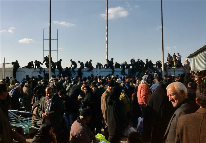 پیش بینی ورود 300 هزار زائر از مرز مهران به ایران