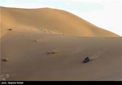 Off-Road Racing in Iran’s Desert Areas