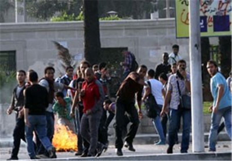 ورود نیروهای پلیس مصر به دانشگاه اسکندریه برای سرکوب تظاهرات