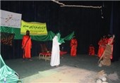 نمایش تعزیه خوانی اربعین حسینی در حاجی آباد برگزار شد