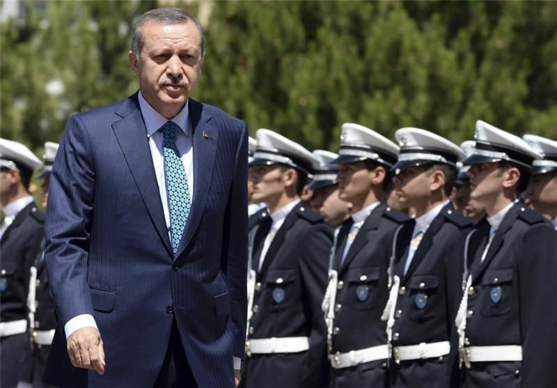 ترکیه 14 پلیس دیگر را به اتهام تشکیل دولت موازی بازداشت کرد