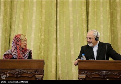 Iranian, Italian FMs Meet in Tehran