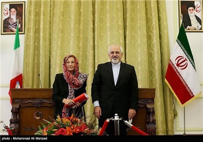 Iranian, Italian FMs Meet in Tehran