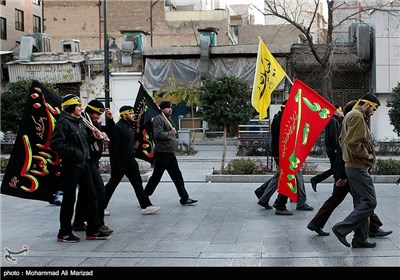 پیاده روی عاشقان حسینی در تهران