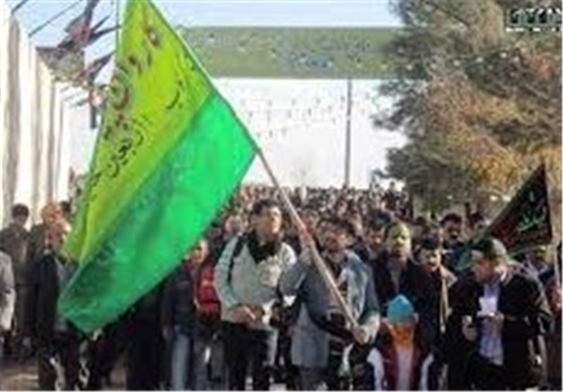 2000 عزادار دیری در اربعین حسینی پیاده‌روی کردند