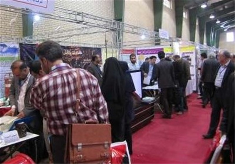 بازدید نمایندگان تجاری 14 کشور از نمایشگاه کشاورزی اصفهان