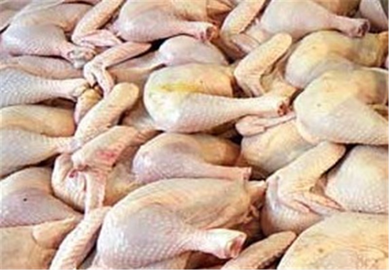 20 تن مرغ احتکاری در شهرستان گناوه کشف شد