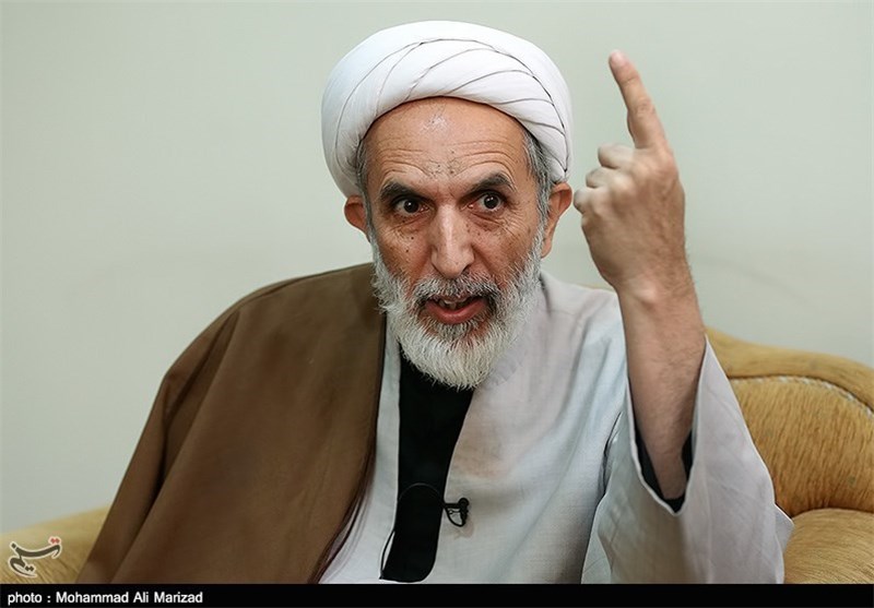 تسامح روحانیت در مواجهه با دولت هاشمی بیشتر از دولت احمدی‌نژاد بوده است