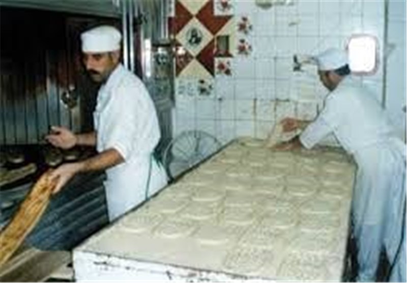 توزیع بیش از 6000 قرص نان رایگان در شهرستان بردسیر