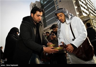 عزاداری شهادت امام رضا (ع) در جوار بارگاه آن حضرت