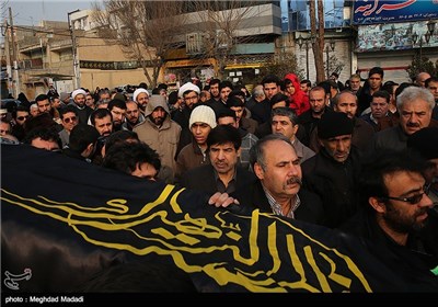 تشییع پیکر مادر برادران سلحشور