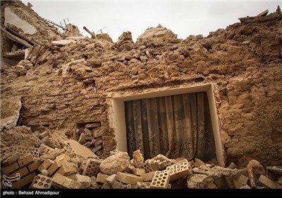 Quake Jolts Southern Iran, 1 Dead, 30 Injured