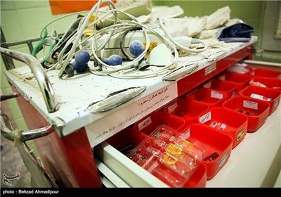 Photos: Quake Jolts Southern Iran, 1 Dead, 30 Injured