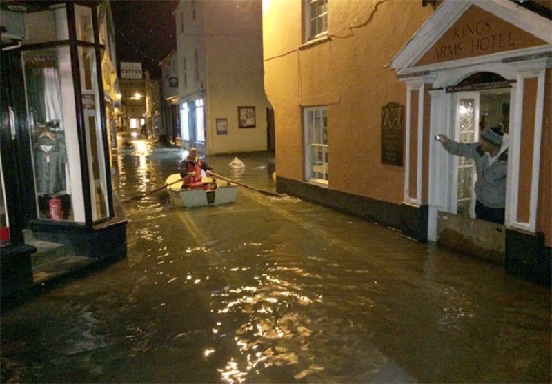 UK Swept by Destructive, ‘17 Year-High’ Tidal Surge (+ Photos)