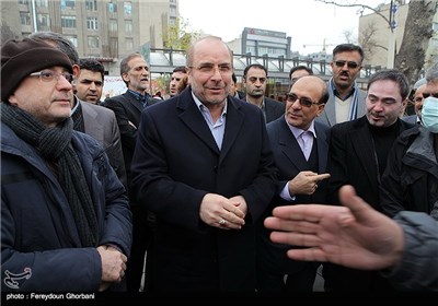 محمدباقر قالیباف شهردار تهران هنگام ورود به مراسم افتتاح زیرگذر عابر پیاده چهارراه ولیعصر(عج)
