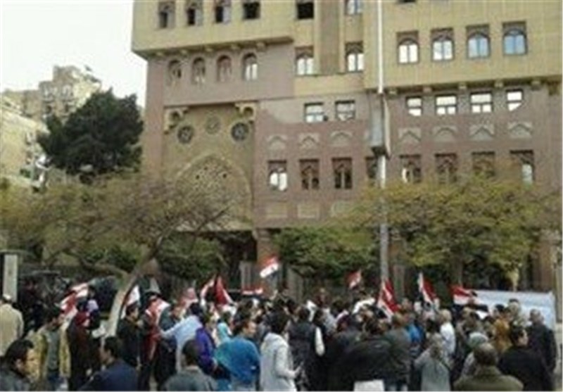 تظاهرات مصری‌ها در مقابل سفارت قطر