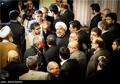 حجت الاسلام حسن روحانی رئیس جمهور در پایان دیدار با هنرمندان