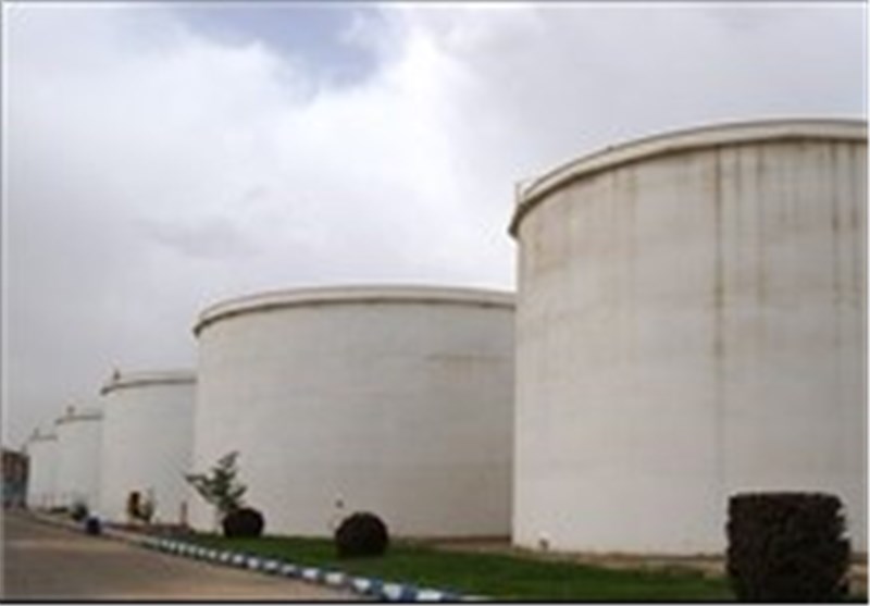 ذخیره نفت خام در خارگ 4 میلیون بشکه‌ افزایش می‌یابد
