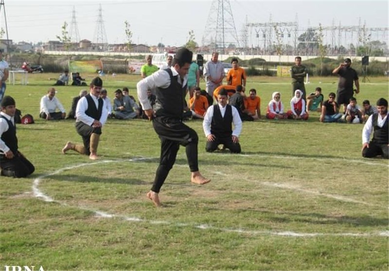 ورزش بومی محلی جام نوروز در روستاهای مرکزی برگزار می شود