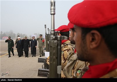 صبحگاه مشترک نظامیان خوزستان با حضور رئیس جمهور