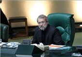دفاع لاریجانی از مصوبات مجلس در برنامه ششم در جلسه مجمع تشخیص