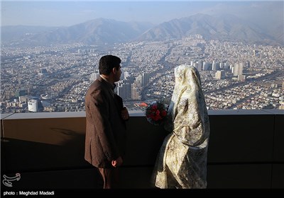 جشن عقد 60 زوج برفراز برج میلاد تهران