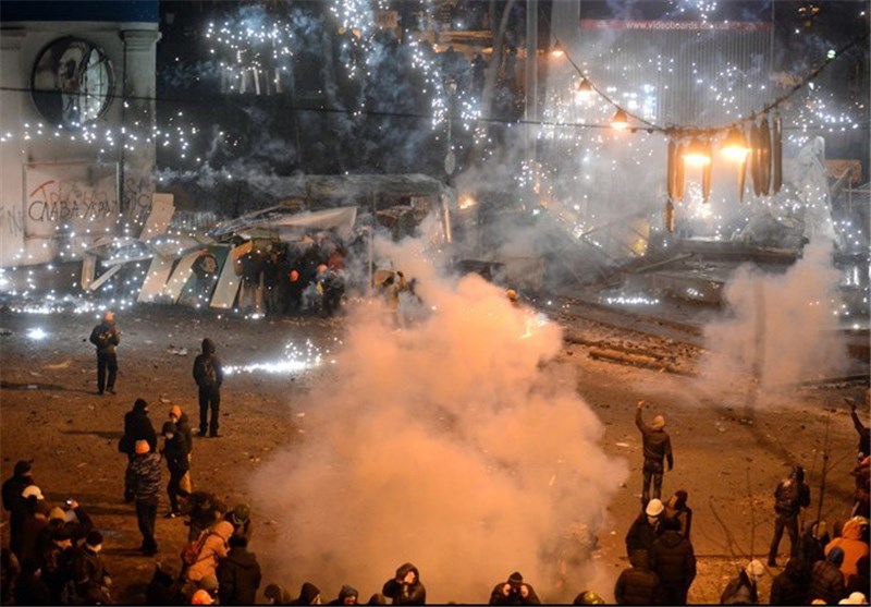 Police Clash with Protesters in Ukraine, One Feared Dead