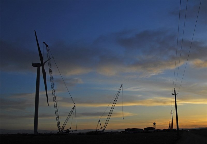 بزرگترین توربین بادی مگاواتی کشور نصب شد/ افزایش 20 مگاواتی تولید برق بادی