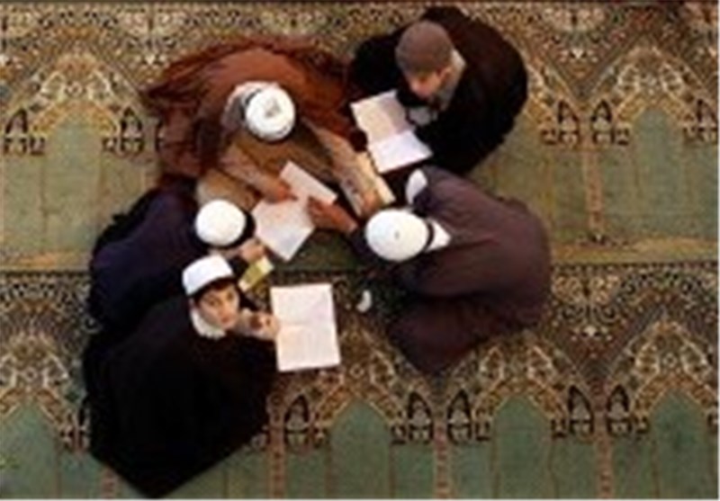 165 روحانی به عنوان امام جماعت در مدارس بیجار فعالیت می‌کنند