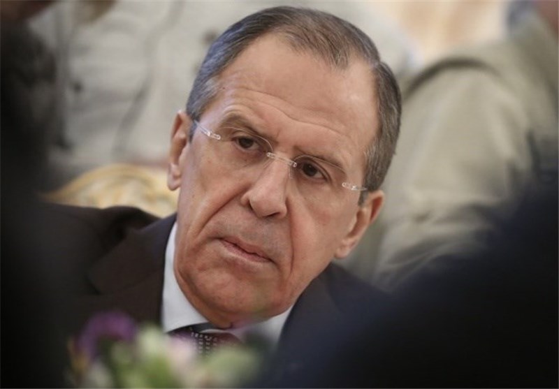 Russian FM Urges West Not to Interfere in Ukraine