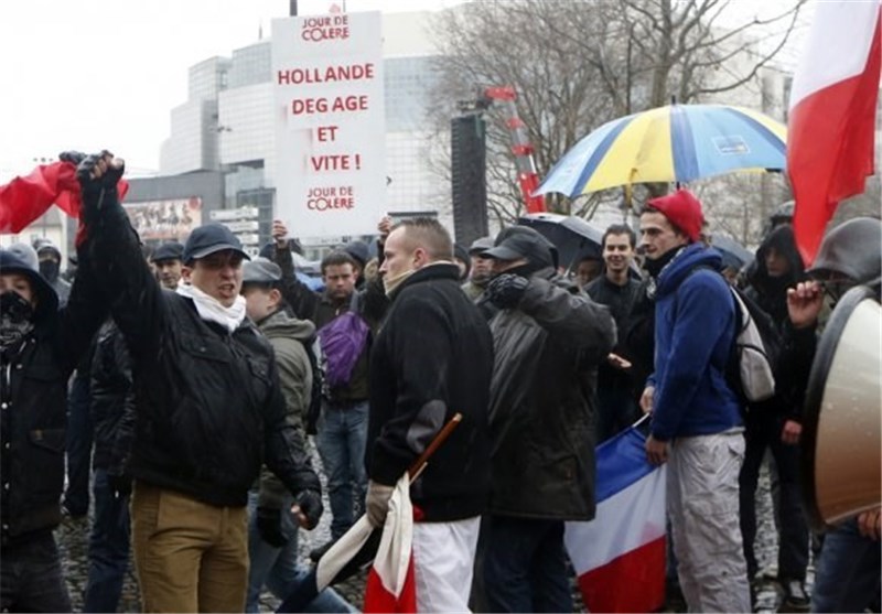 زخمی شدن 19 افسر پلیس و بازداشت 250 نفر در تظاهرات فرانسه