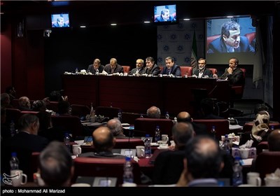 جلسه نمایندگان اتاق بازرگانی تهران با حضور عراقچی