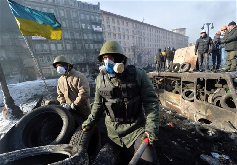 Efforts to Resolve Ukraine Crisis Continue